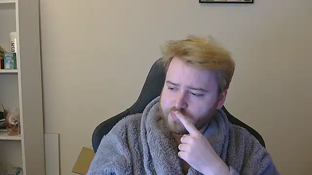 Snapshot of orangegummybear chatting on 29, 9, 2025 orangegummybear online show from 29, 9, 2025