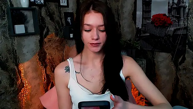 LanaTey online show from 19, 1, 2026