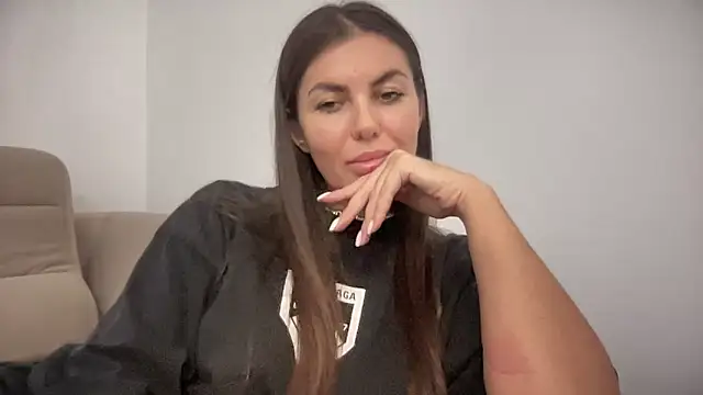 AngelinaMeov online show from 4, 11, 2025