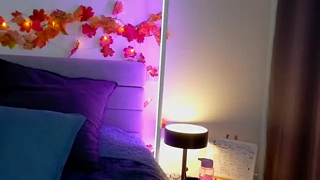 SweetDarling7 online show from 13, 11, 2025