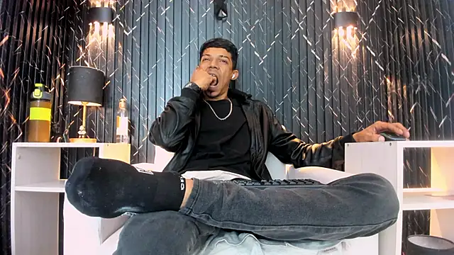 Snapshot of Gregory_Sforza chatting on 25, 2, 2026 Gregory Sforza online show from 25, 2, 2026