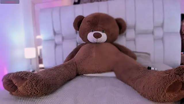 Daia Ortiz online show from 2, 4, 2026