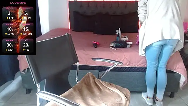 mia velvet1 online show from 22, 10, 2025