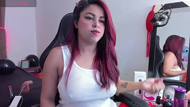 Mehlany Moretz online show from 15, 11, 2025