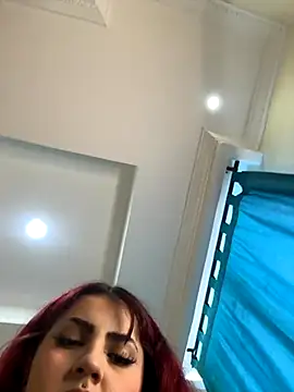 Ivelleee  online show from 16, 9, 2025