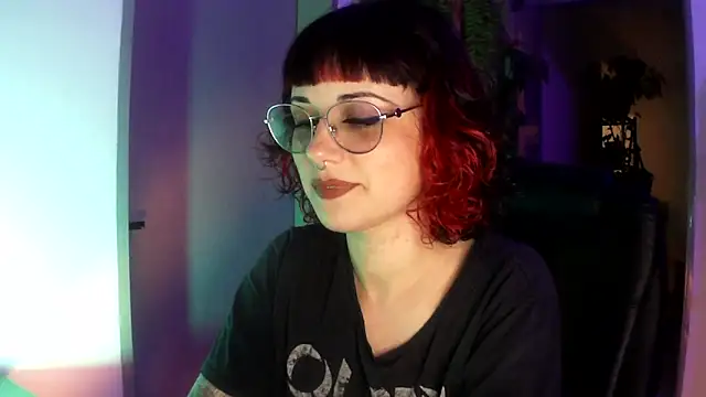 Acid Girl Ofc online show from 7, 11, 2025