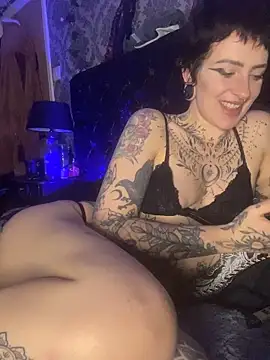 littleinkedblaise666 online show from 5, 11, 2025