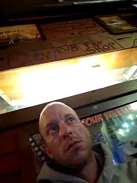 Snapshot of svenpfeifer chatting on 14, 3, 2025 svenpfeifer online show from 14, 3, 2025