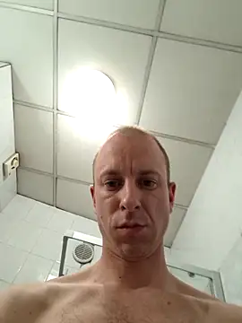 Snapshot of svenpfeifer chatting on 17, 3, 2025 svenpfeifer online show from 17, 3, 2025