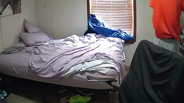 Muffdiver718 online show from 14, 3, 2025