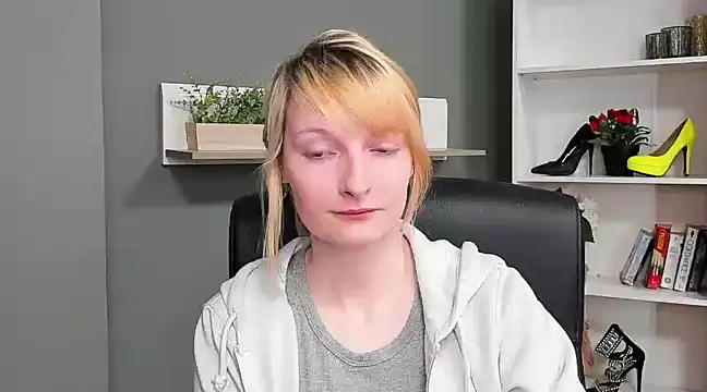 Snapshot of hottieBlair chatting on 19, 3, 2025 hottieBlair online show from 19, 3, 2025