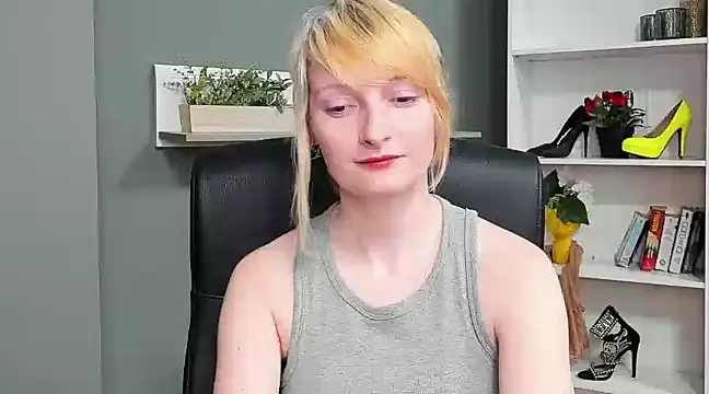 Snapshot of hottieBlair chatting on 19, 3, 2025 hottieBlair online show from 19, 3, 2025