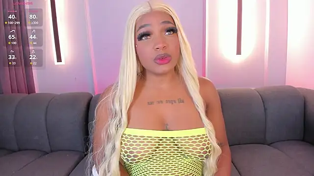 karol white  online show from 23, 10, 2025