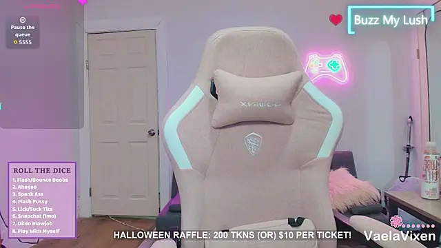 VaelaVixen online show from 24, 10, 2025