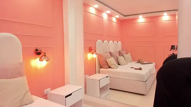 eva sainnt online show from 14, 10, 2025