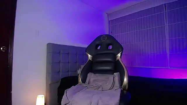 Violet King online show from 23, 9, 2025