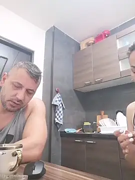 yourflowerpink online show from 22, 10, 2025