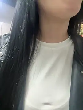 Chloeember online show from 19, 9, 2025