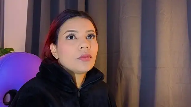 Snapshot of TiffanyWalk chatting on 26, 11, 2025 TiffanyWalk online show from 26, 11, 2025