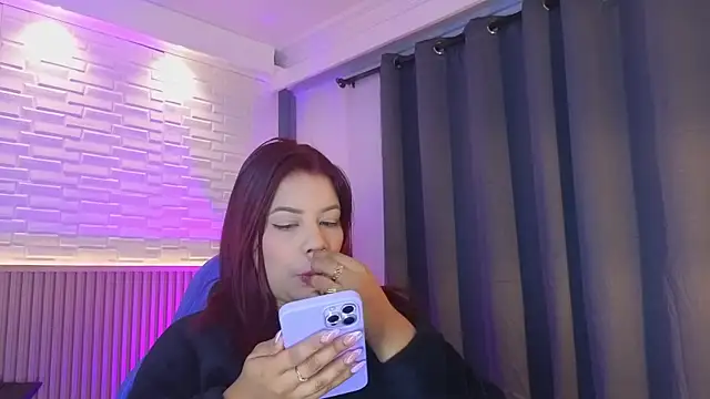 Snapshot of TiffanyWalk chatting on 19, 12, 2025 TiffanyWalk online show from 19, 12, 2025