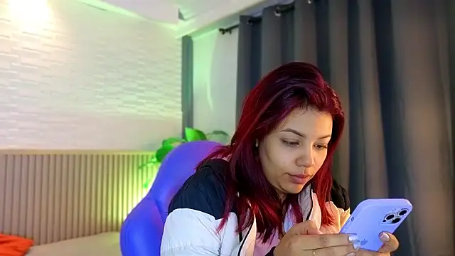 Snapshot of TiffanyWalk chatting on 6, 1, 2026 TiffanyWalk online show from 6, 1, 2026