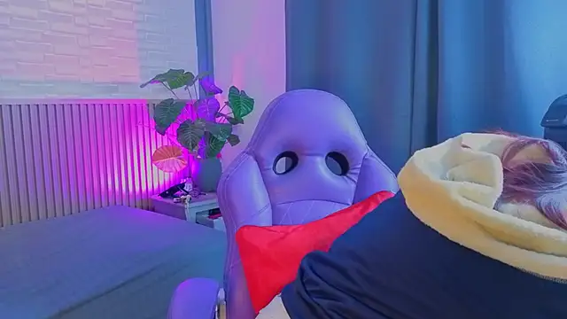 Snapshot of TiffanyWalk chatting on 24, 2, 2026 TiffanyWalk online show from 24, 2, 2026