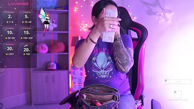 Snapshot of Madison_Mayer chatting on 7, 11, 2025 Madison Mayer online show from 7, 11, 2025