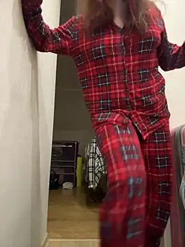 Cute kitty- online show from 11, 11, 2025