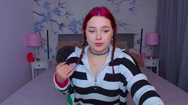 Cute kitty- online show from 14, 11, 2025