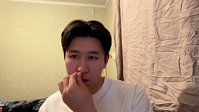 Snapshot of aliktasty chatting on 2, 12, 2025 aliktasty online show from 2, 12, 2025