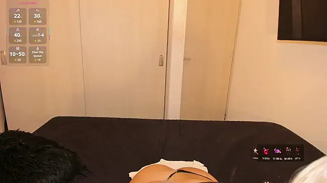 Snapshot of rouse__hallberg chatting on 24, 11, 2025 rouse hallberg online show from 24, 11, 2025