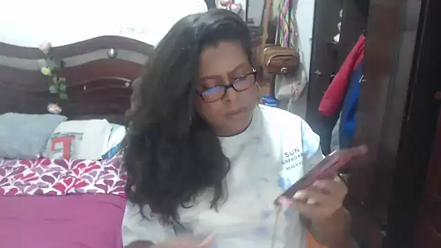 Tu-Reina online show from 5, 1, 2026