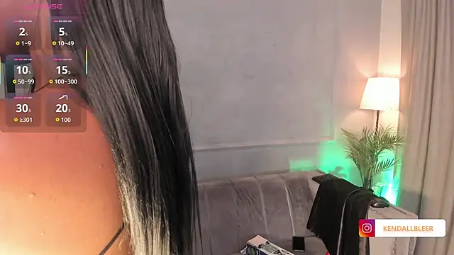 Kendallbleer online show from 16, 10, 2025