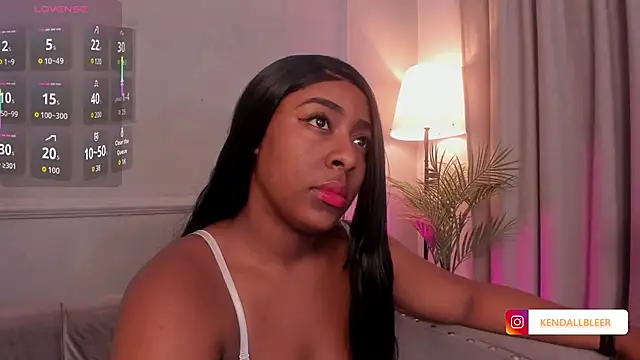 Kendallbleer online show from 21, 10, 2025