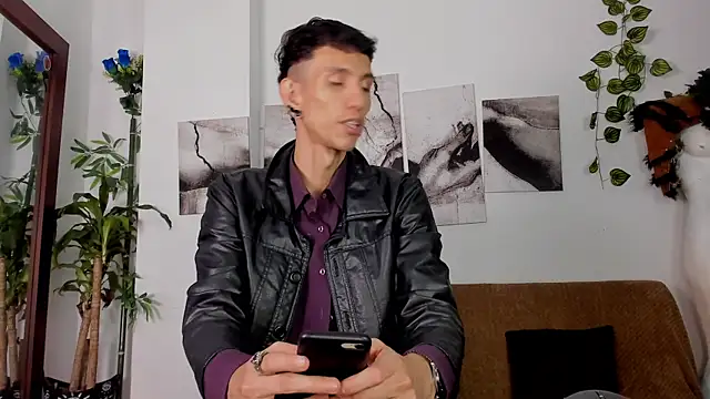 Snapshot of Giotrashy chatting on 24, 11, 2025 Giotrashy online show from 24, 11, 2025