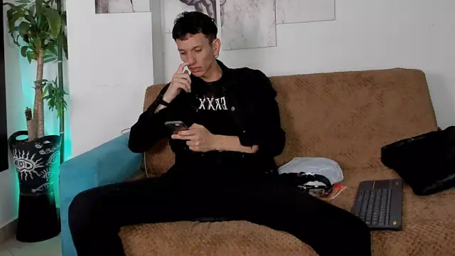 Giotrashy online show from 17, 12, 2025