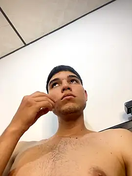 Snapshot of Saul_yei chatting on 15, 10, 2025 Saul yei online show from 15, 10, 2025