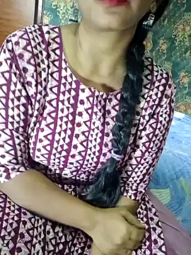 Snapshot of Shalini_telugu09 chatting on 15, 10, 2025 Shalini telugu09 online show from 15, 10, 2025