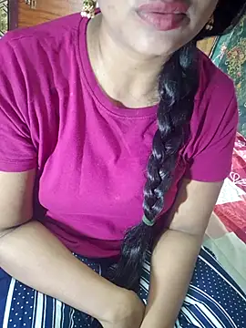 Snapshot of Shalini_telugu09 chatting on 4, 11, 2025 Shalini telugu09 online show from 4, 11, 2025