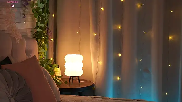 Snapshot of EvaMossi chatting on 3, 3, 2026 EvaMossi online show from 3, 3, 2026