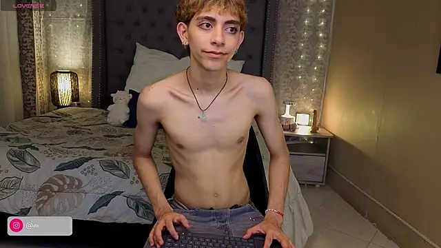 Matty Sparkk online show from 25, 11, 2025