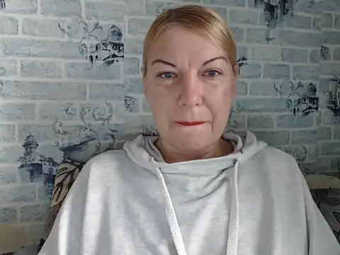 Snapshot of Lillia_Ray chatting on 6, 10, 2025 Lillia Ray online show from 6, 10, 2025