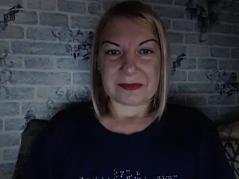 Snapshot of Lillia_Ray chatting on 10, 10, 2025 Lillia Ray online show from 10, 10, 2025