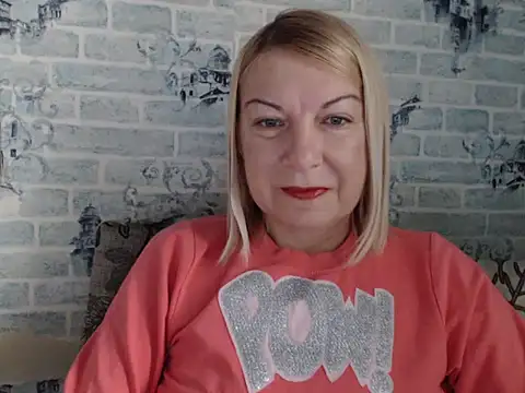 Snapshot of Lillia_Ray chatting on 18, 10, 2025 Lillia Ray online show from 18, 10, 2025