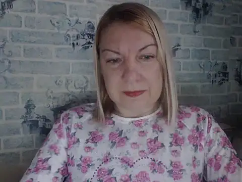 Snapshot of Lillia_Ray chatting on 27, 11, 2025 Lillia Ray online show from 27, 11, 2025