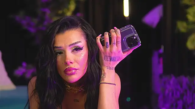 Snapshot of ChicaOra chatting on 2, 2, 2026 ChicaOra online show from 2, 2, 2026