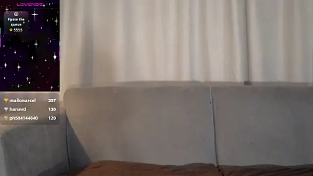 Snapshot of YuliethPetite chatting on 5, 2, 2026 YuliethPetite online show from 5, 2, 2026