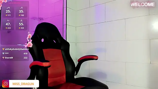 Dayana Dias online show from 11, 10, 2025