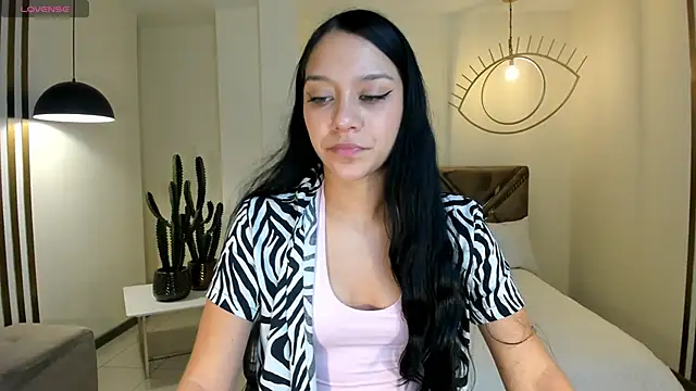 AmaliaCrus online show from 20, 10, 2025