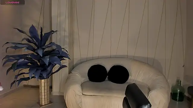 AmaliaCrus online show from 31, 10, 2025